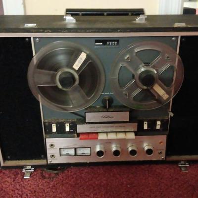 Vintage Airline Reel-to-reel Tape Recorder 