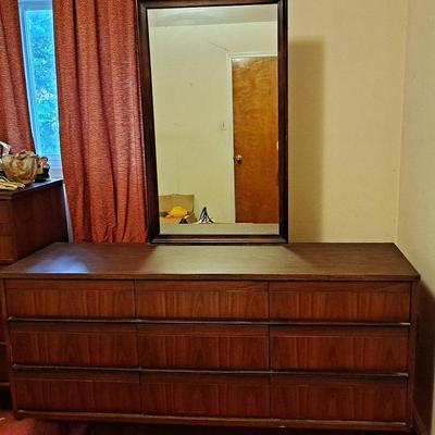 Midcentury Modern (MCM) Lowboy Dresser (Nine Drawers) w/Mirror 
