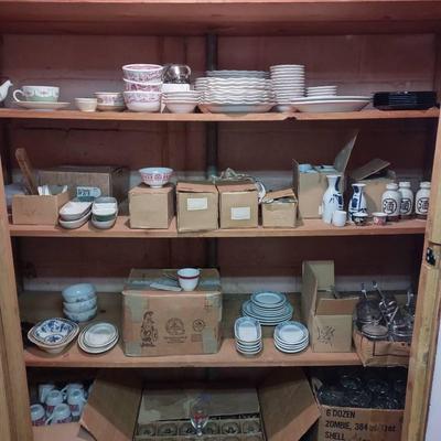 Large Lot Of Vintage Asian Dishware