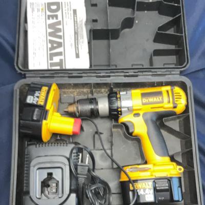 Dewalt 14.4v Drill