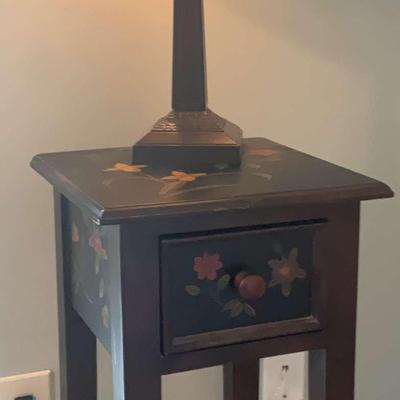 Decorative Table And Tiffany Style Lamp 