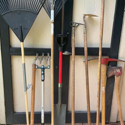Garden Tool Lot 