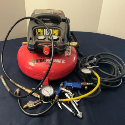 Central Pneumatic Air Compressed With Accessories 