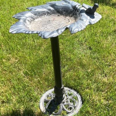 Metal Birdbath
