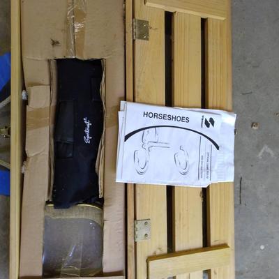 Unused Sportcraft Horseshoe Set (Game)