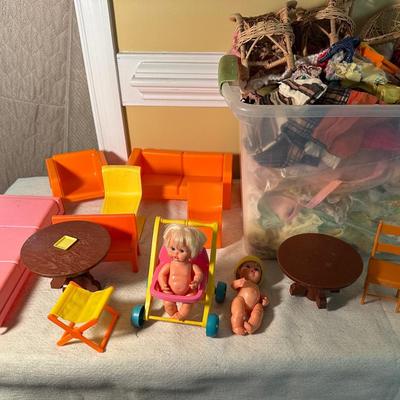 Vintage Dolls, Doll Furniture And Accessories