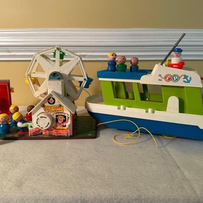 Vintage Fisher Price House Boat, Ferris Wheel And Music Box