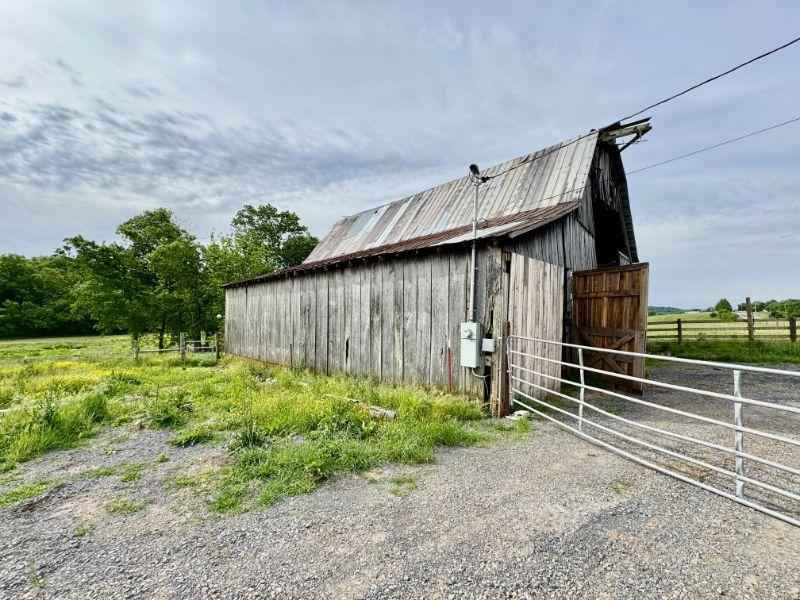 Sale Photo Thumbnail #16