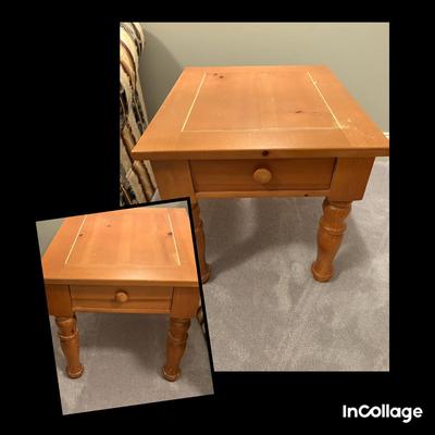 Pair Of Broyhill Pine End Tables
