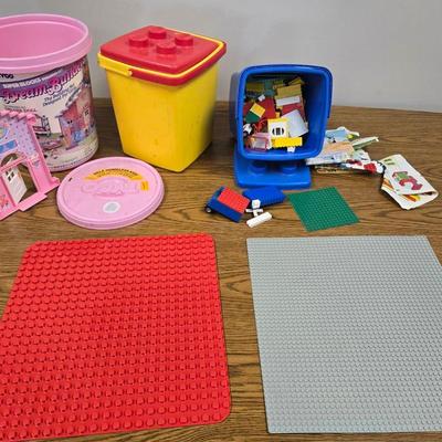 Vintage Lego & Tyco Building Toys Sets