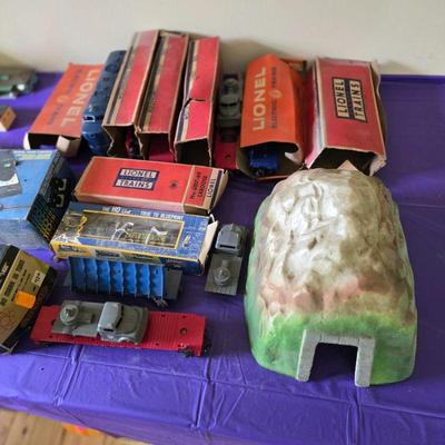 US MARINES VINTAGE LIONEL SET