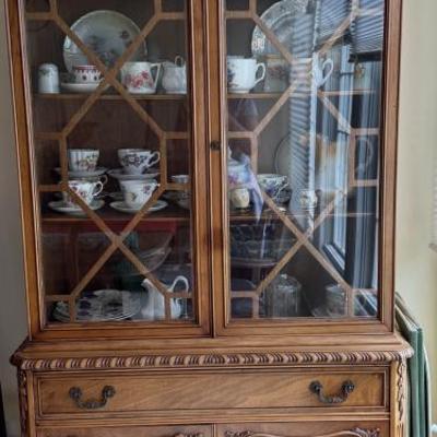 Vintage Bernhardt hutch