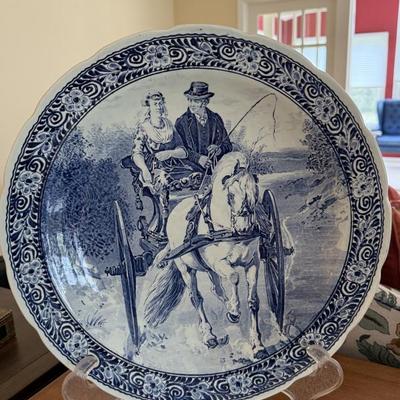 Delft blue horse and carriage platter