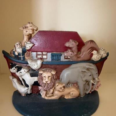Vintage Noah's arc doorstop