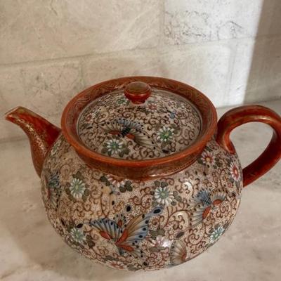 Chinese porcelain teapot
