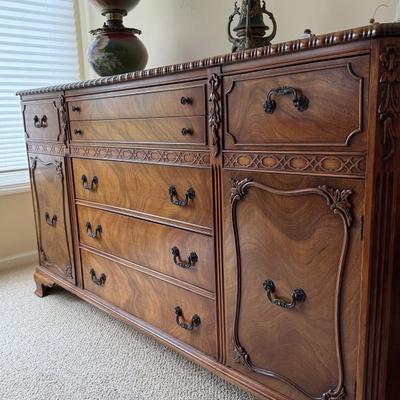 Vintage Bernhardt sideboard