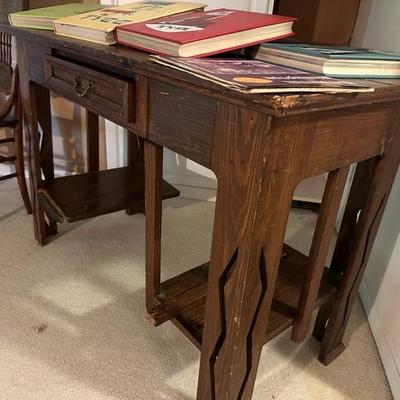 Fixer antique Craftsman desk/table