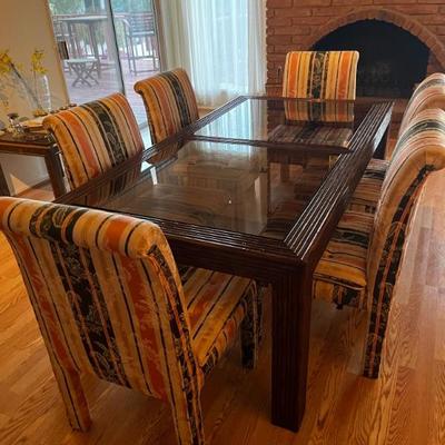 Seven-piece dining set 