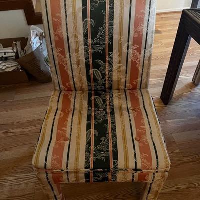 Upholstered dining chair