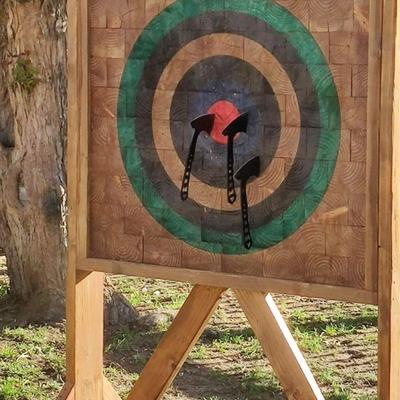 Hatchet and knife Target with knives and hatchets $800