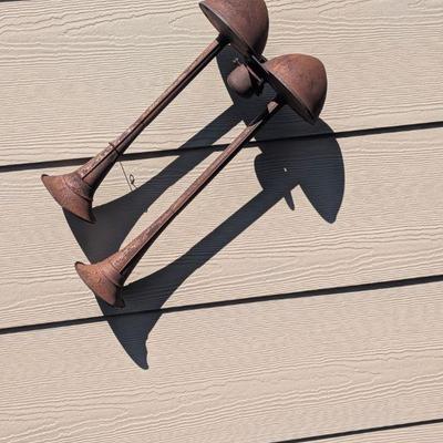 Antique air horns