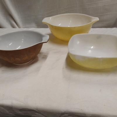 Yellow & Brown Pyrex