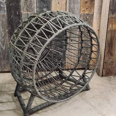 Woven Cat Bed