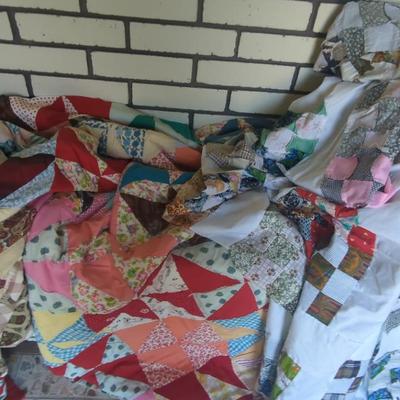 1 Queen Handsewn, Vintage Quilt, 1 Hand-pieced Quilt Top Full