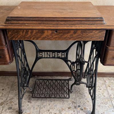 Antique Singer Sewing Machine And Stand 37” Wide X 18” Deep X 30” Tall