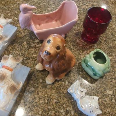 Vintage Collectables, Scotttie Dog Wall Pockets, Iridescent Carnival Glass