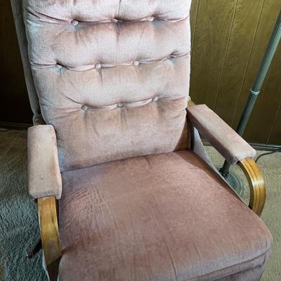 Reclining Rocking Chair And Lamp