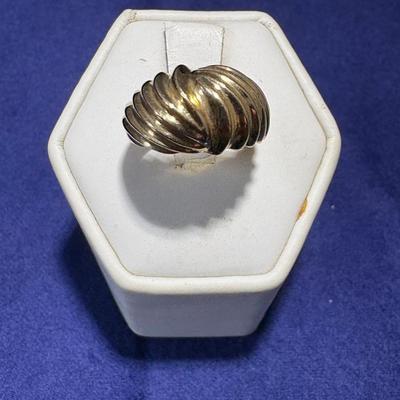 Women’s Ring 14k Gold Tw 2.9g Size 5.5
