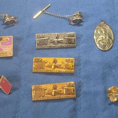 Vintage Pins, Badges, and Cufflinks