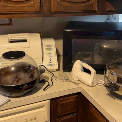 Microwave, Faberware Buffet Server, Bread Maker, Popcorn Popper, Mixer And ICE Cream Maker. All Work