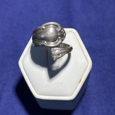 Sterling Silver Ring tw 200oz Size 7