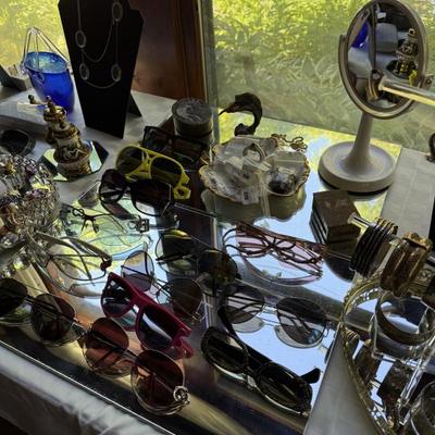 Sale Photo Thumbnail #4