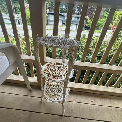 Plant stand