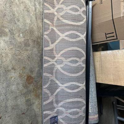 Rug