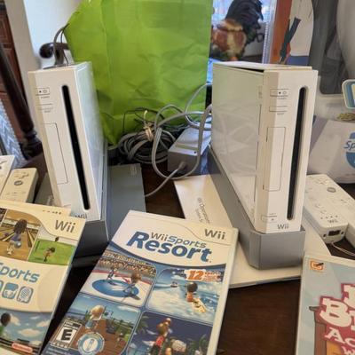 Wii sports, Wii resort, Wii party, surfs up
