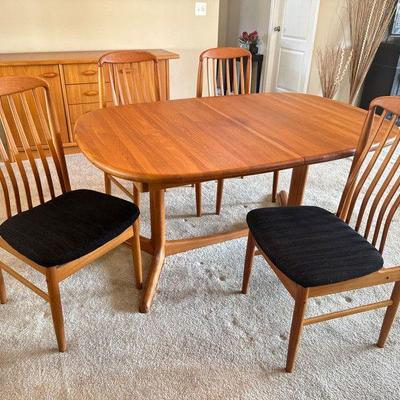 Mid-Century Benny Lindén Teak Dining Set w/ Pull-Out Extension Leaves	