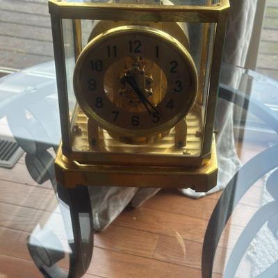 Sale Photo Thumbnail #64: Vintage clock