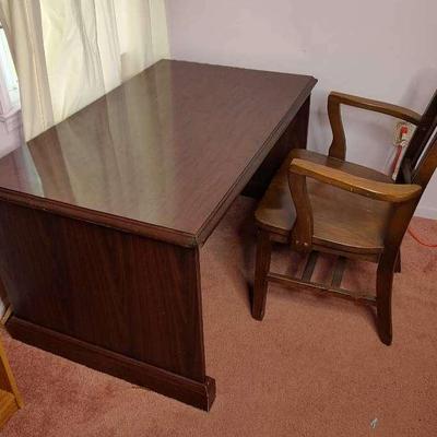 Wooden Office Desk With Vintage Wooden Office Chair 