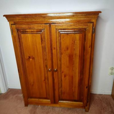 6 Shelf Solid Wood Cabinet w 2 Doors