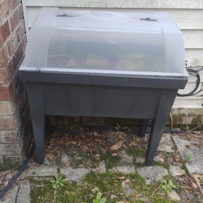 Raised Poly Planter Box