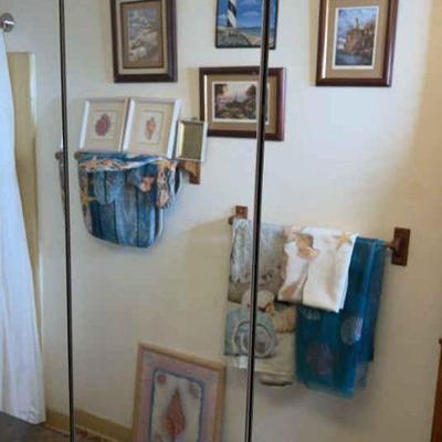 Bathroom accessories and decor