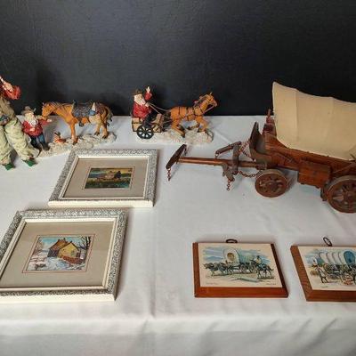 Wagon train set and decor pieces