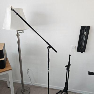 Microphone stands