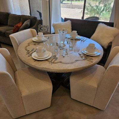 Stunning ARHAUS Dining set!