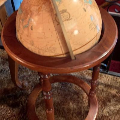 2 Globes, Fake Book & Clock