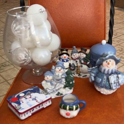 8 Snowman Items